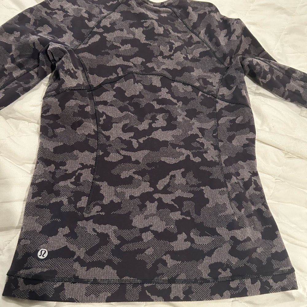 No Signs Of Wear Lululemon Camo Sweater